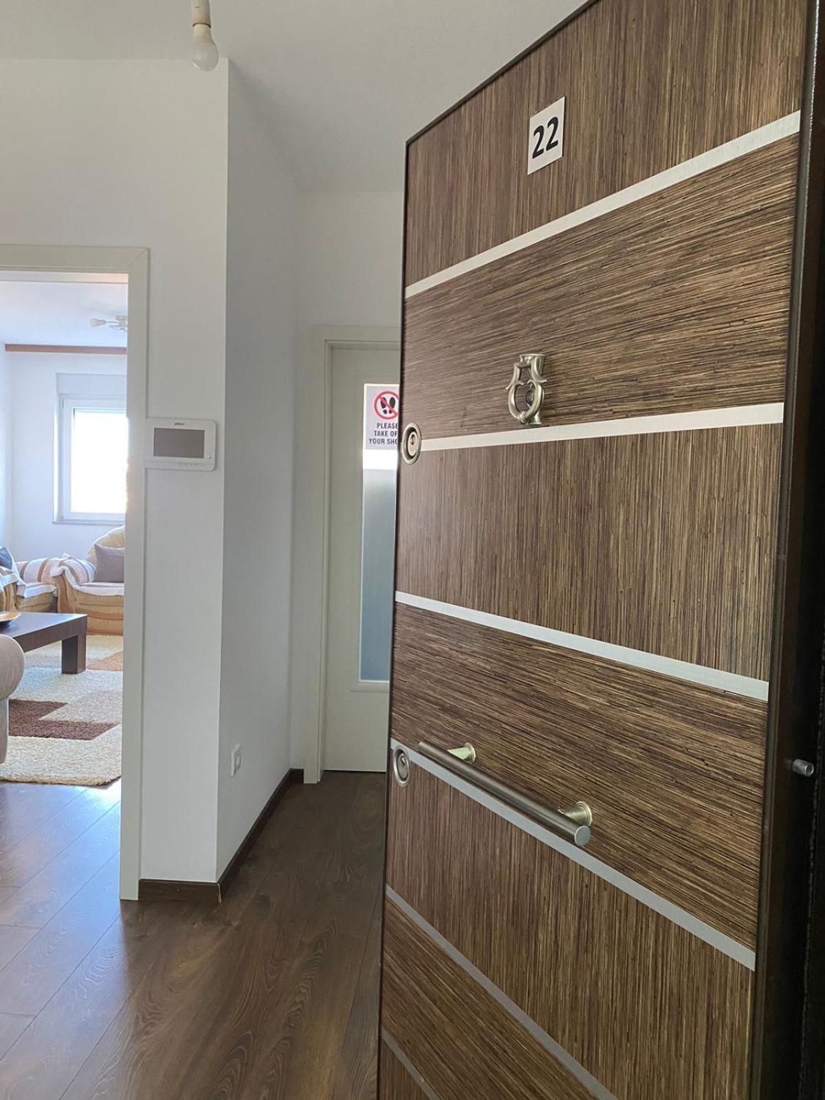 Private Apartments Prishtina Pristina Exterior photo