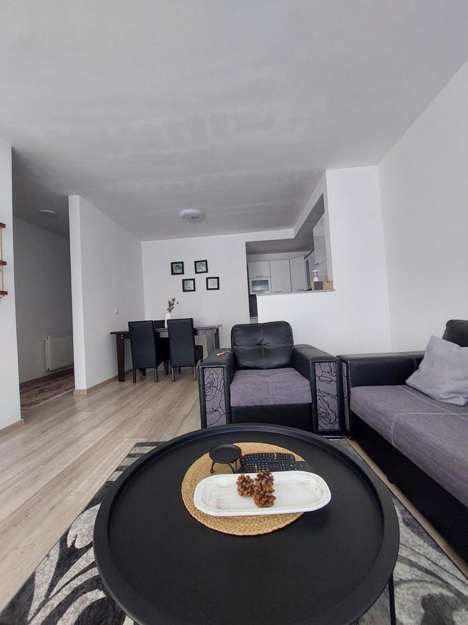 Private Apartments Prishtina Pristina Exterior photo