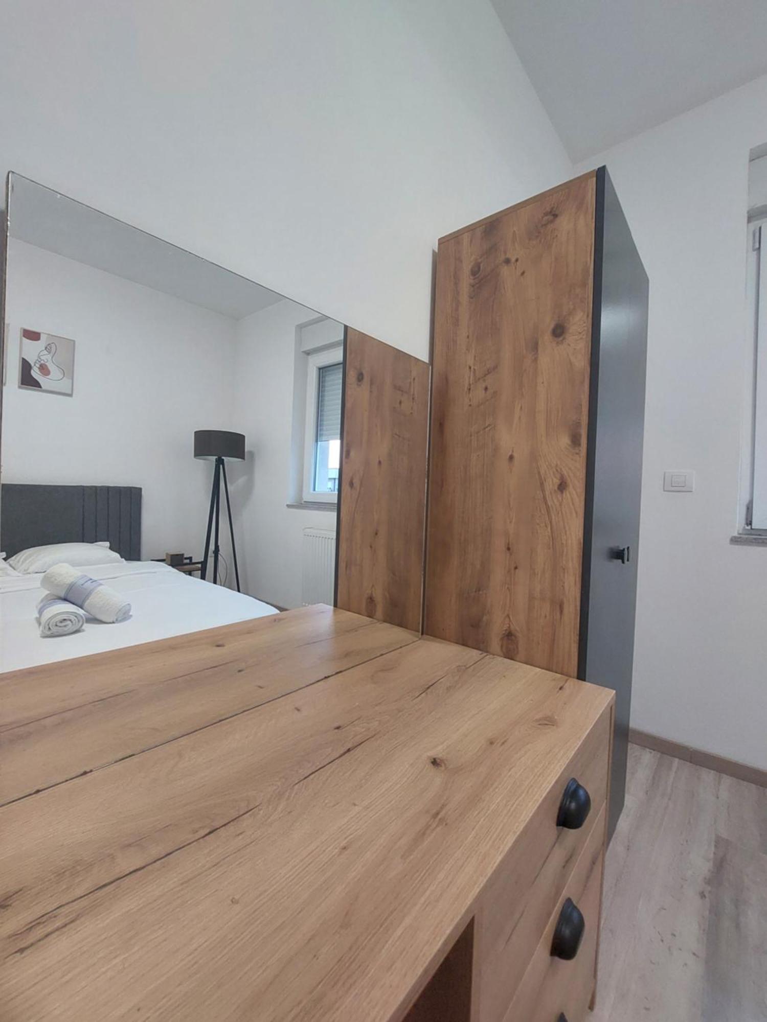 Private Apartments Prishtina Pristina Exterior photo
